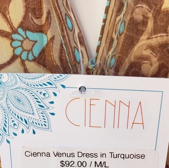 CIENNA DRESS - Picture 2 of 7